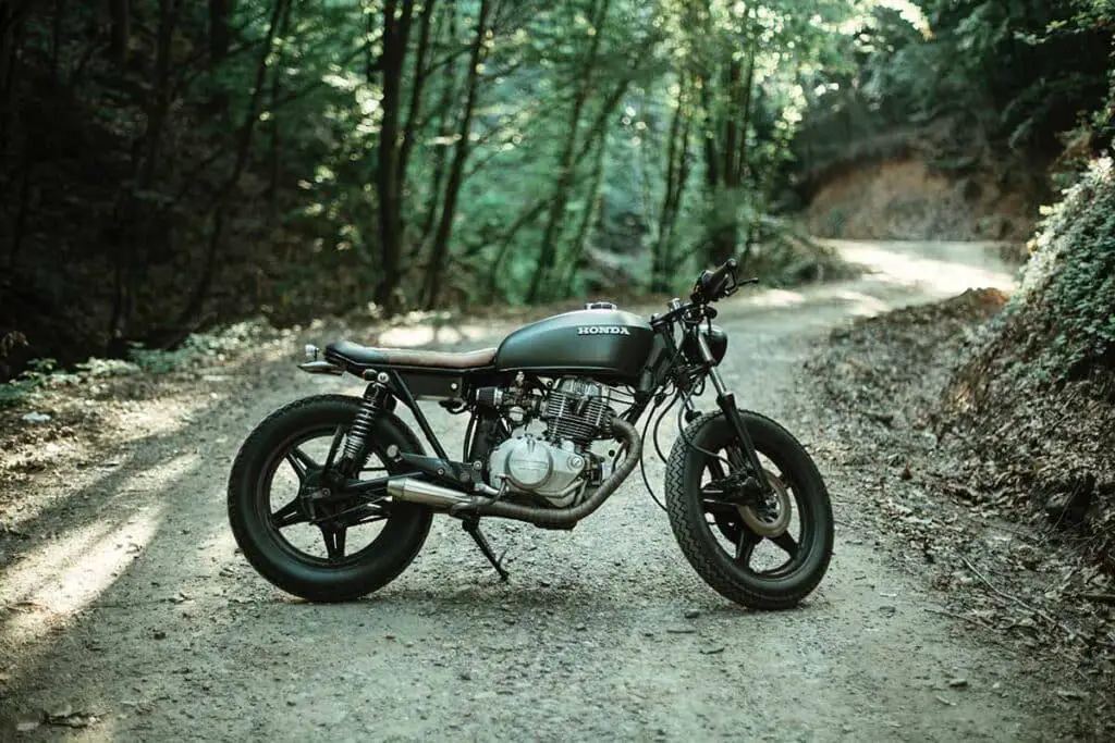 Café Racer Honda CB400N Motorcycle