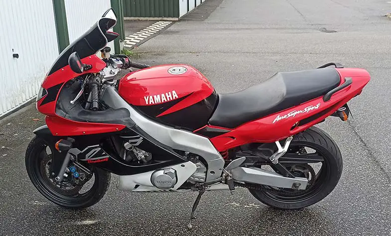 Red 1998 Yamaha YZF600R Thundercat Motorcycle