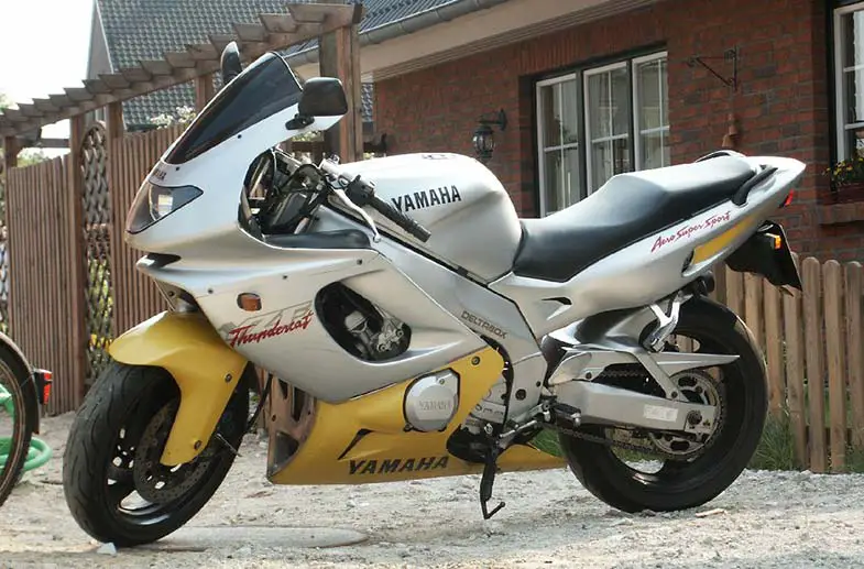 Yamaha YZF600R Thundercat Motorcycle