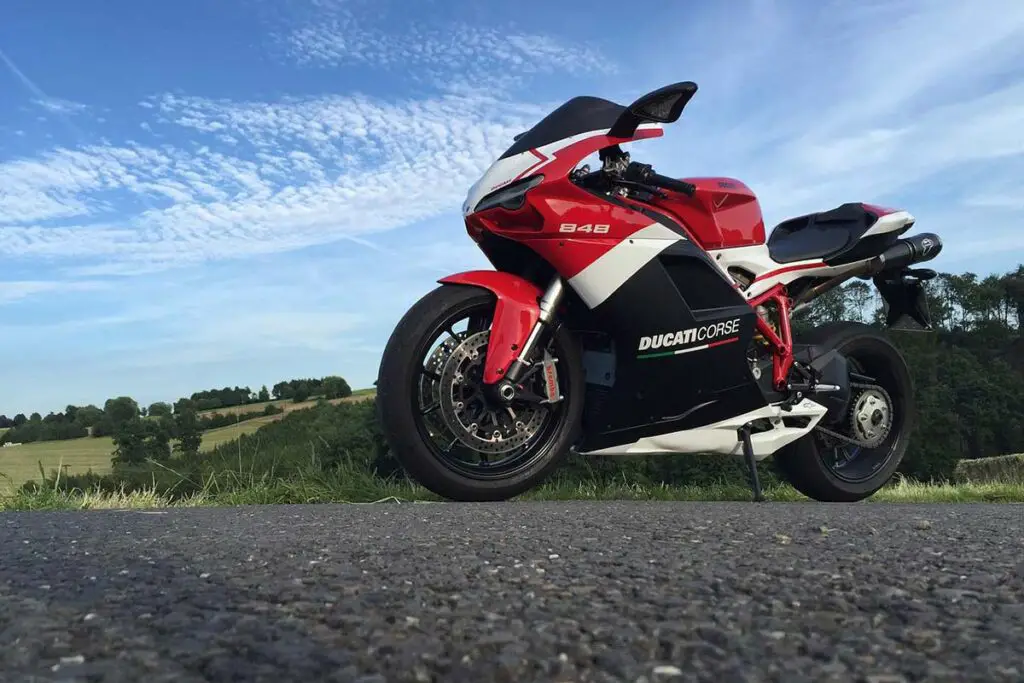 Ducati 848 Superbike Specs And Review Big Bike Reviews