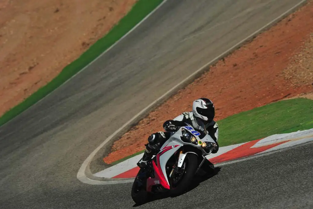 Yamaha R1 Motorbike Racing